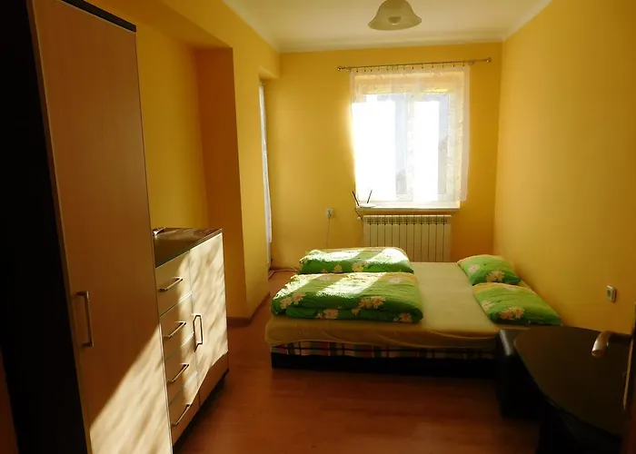 Goscinne Dastin מלון *