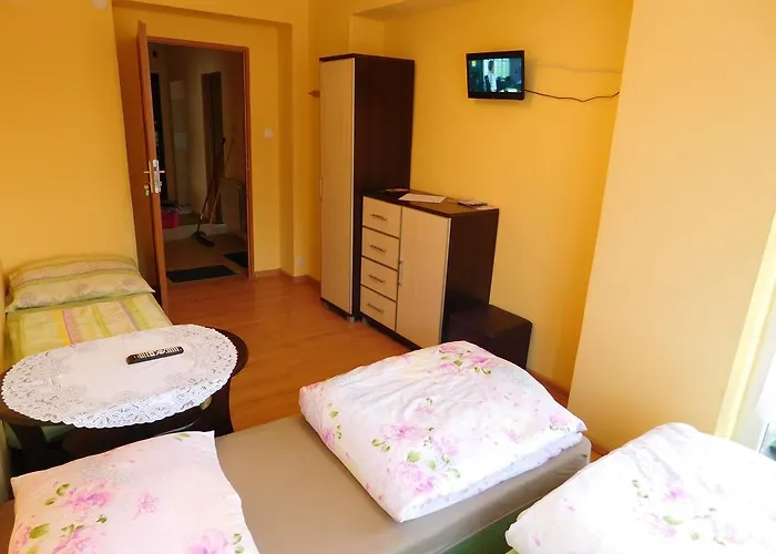 מלון Goscinne Dastin